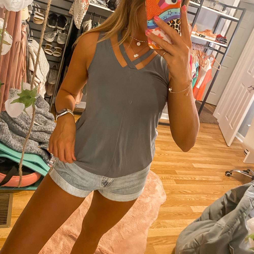 American Eagle criss cross top